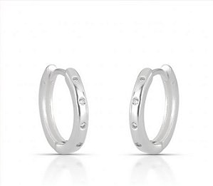BRINCO PRATA925 - ARGOLA CLICK COM CINCO ZIRCONIAS
