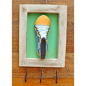Quadro Cabideiro em Madeira Sapato Artesanal 25cm (S)