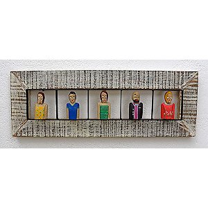 Quadro Figuras Humanas Madeira de Demolição 62cm (S)