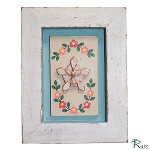 Quadro Divino Espírito Santo Flores Rústico Pátina Branca(S)
