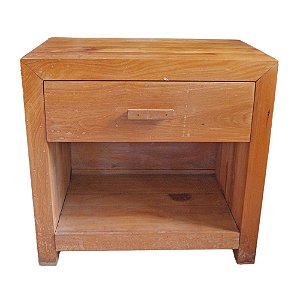 Criado de Madeira Maciça com Gaveta (67 x 50 x 40)cm (S) (c)