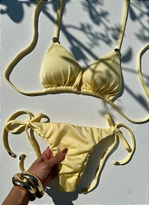 Cortininha Amarelo Manteiga Lacinho