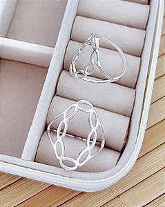 Anel Círculo c/ Elos Vazados - Prata 925