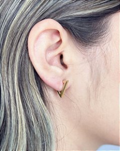 Brinco Argola Triangulo 1,5cm - Banho de Ouro 18k
