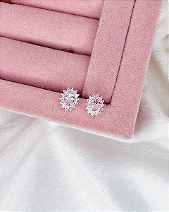 Brinco Zircônia Oval Rosa Cravejada 1cm - Prata 925