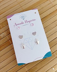 Brinco Trio Ponto de Luz Quadrado Rosa, Coração Fofo e Mão de Fatima - Prata 925