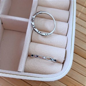 Anel Navete Vazada c/ Zircônia - Prata 925