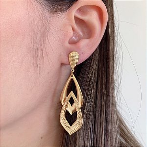 Brinco 2 Gotas Vazadas Lisa/Escovada - Banho de Ouro 18k