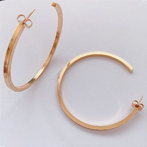 Brinco Argola Fio Quadrado 6,5cm - Banho de Ouro 18k