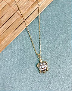 Colar Tartaruga c/ detalhes Prata 2cm x 1,3cm 45cm - Banho de Ouro 18k