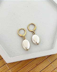 Brinco Argolinha c/ Perola Oval 3cm - Banho de Ouro 18k