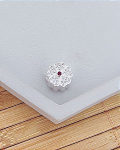 Berloque Flor Cravejada Miolo Pink Separador - Prata 925