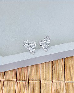Brinco Coração Torto Cravejado 1cm - Prata 925
