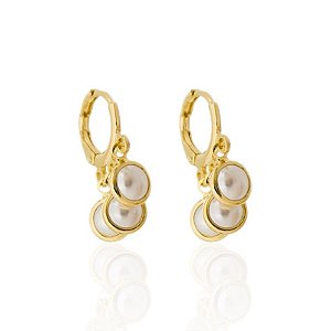 Brinco Argolinha c/ Pingente Triplo Perola - Banho de Ouro 18k