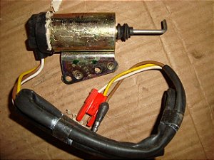 Escort Ghia/xr3 Trava Solenoide Fechadura Porta Dianteira Ld