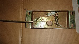 D60 D70 - Fechadura Fecho inferior do capô Nova original