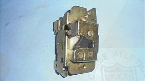 Passat 4 portas 74_78 - Fechadura Da Porta traseira direita