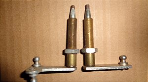 Dkw Vemaguete Belcar 58 a 63 - Par De Pivo Do Limpador Novo