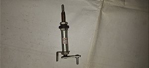 Gordini Dauphine 59_65 - Pivo Direito do Limpador Do Parabrisa