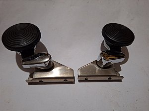 Passat 78_89 Caminhao Vw Par Trincos Do Quebravento Original