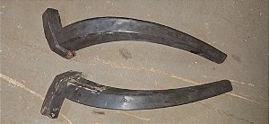 SP2 - Par de parachoque traseiro original para restauro