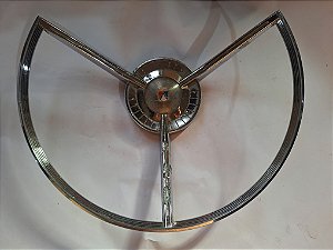 Ford Fairlane 1959 - Aro da buzina do volante com detalhe