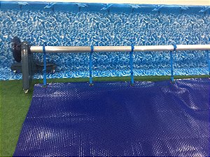 Enrolador de Capa Térmica Para Piscinas 6 x 25 metros com Rodízios