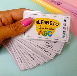 Caixa com balinhas personalizadas - Cloé Papelaria Artesanal