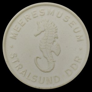 Medalha Alemanha Meissen meeresmuseum Stralsund Ddr Golfinhos 40 Mm Porcelana
