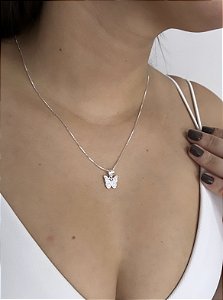 Colar de Prata Borboleta Cravejada