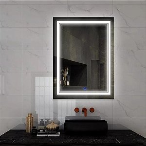 Espelho Vertical Decorativo Com LED e Touch Screen