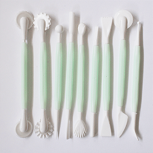 Carretilha para Corte de Massa, kit com 9 peças Verde