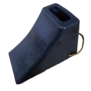 Calço De Borracha P/ Pneu A160mm/l155mm/c250mm Caminhão/van