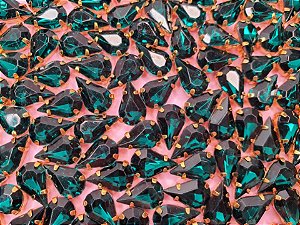 Chaton engrampado gota verde 8x13mm 10 unidades