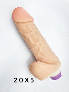 Vibrador Pênis em Cyberskin 20x5cm