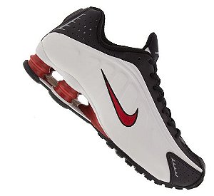 nike shox preto e branco