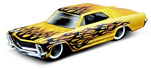 1:64 - 1965 BUICK RIVIERA / OUTLAWS - DESIGN ASTM.