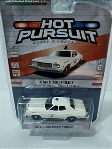 Miniatura Policia San Diego - Ford Gran Torino 1975 - Hot Pursuit - Escala 1/64
