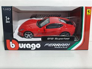 Miniatura Ferrari 812 Superfast - Escala 1/43 10cm - Burago