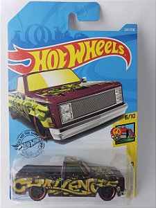 Miniatura Hot Wheels - Chevy 83 Silverado - Escala 1/64