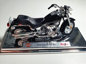 Miniatura Moto Harley Davidson FLSTFI Fat Boy 2004 Escala 1/18 - Maisto