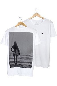 Camiseta Básica Ela na Praia Masc