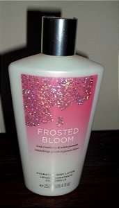 Creme Victoria Secrets - Frosted Bloom - Iced Cranberry & White Jasmine.