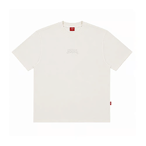 Camiseta Plano C Gothic All Marfim