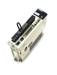 SGD7S-1R6A00A002 Yaskawa