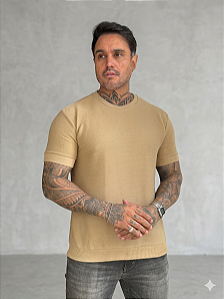 CAMISETA TEXTURA RELEVO BEGE