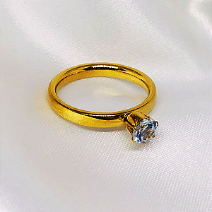 Anel Soilitário em Aço Inox Dourado - Cód.: PLB0039D
