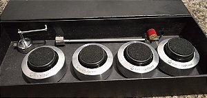 Kit braço auto limpante e 4 pés amortecedores Audio Technica AT-605 para toca discos