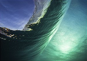 Underwater off the wall, Hawaii