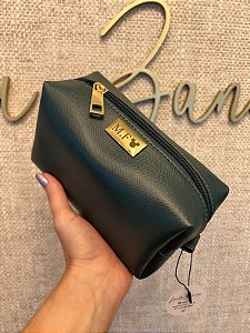 Necessaire Manu M verde oliva personalizada